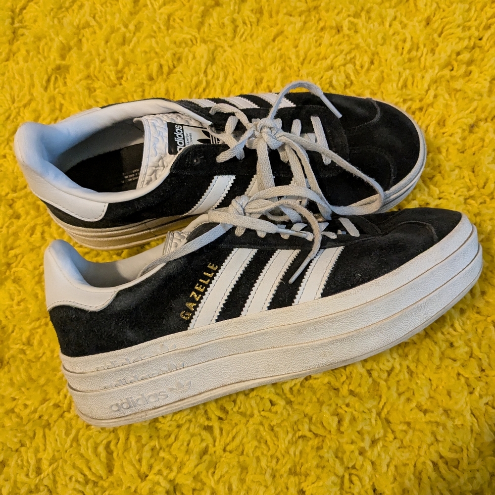 ADIDAS GAZELLE PLATFORM SNEAKERS BLACK WITH WHITE STRIPES